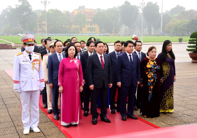 Lãnh đạo TP Hà Nội viếng Chủ tịch Hồ Chí Minh