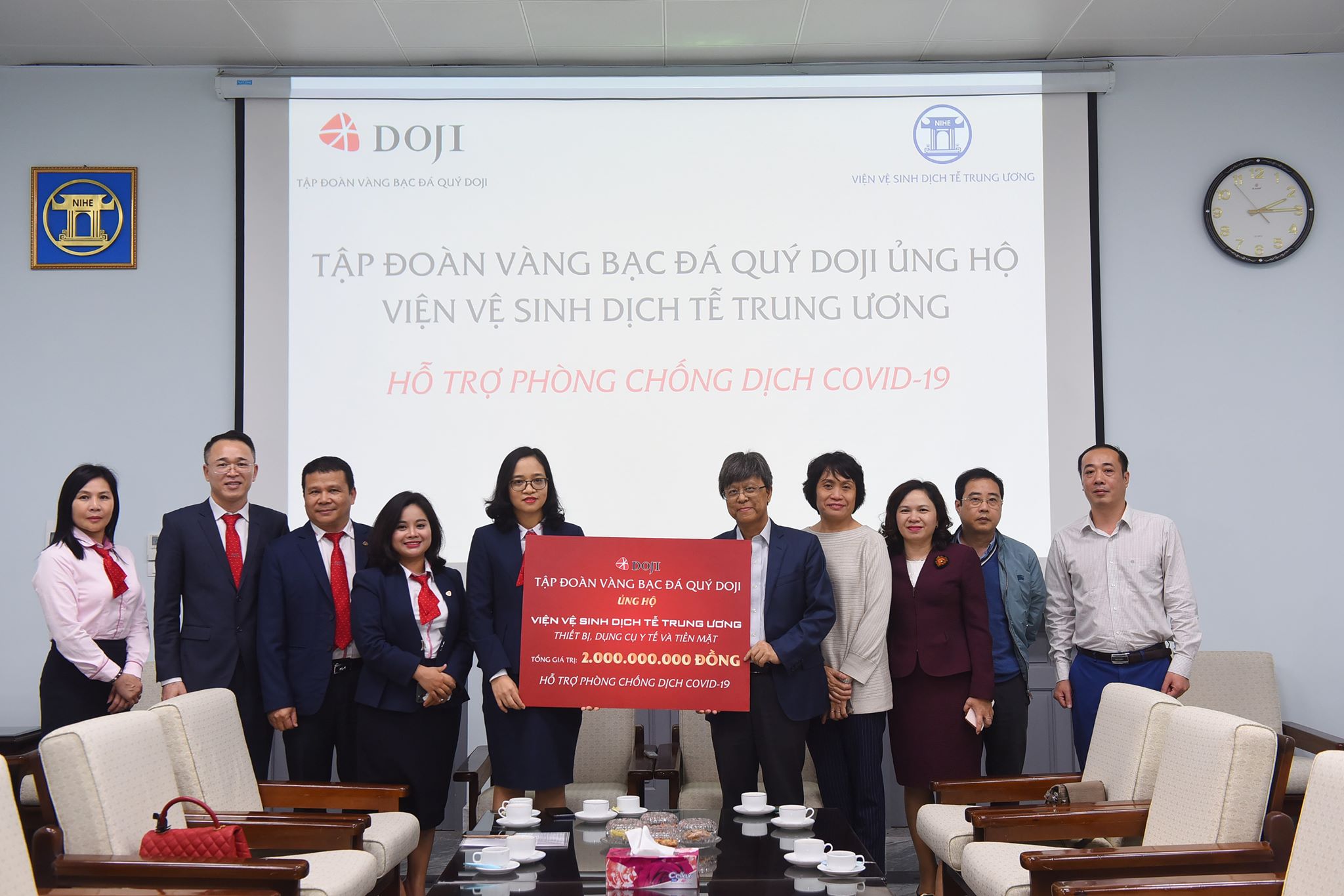 Tập đoàn DOJI chung tay ủng hộ công tác phòng chống dịch Covid-19