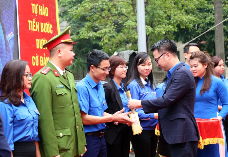 Ngày đoàn viên: Tự hào về Đảng, viết tiếp bản anh hùng ca bất diệt...