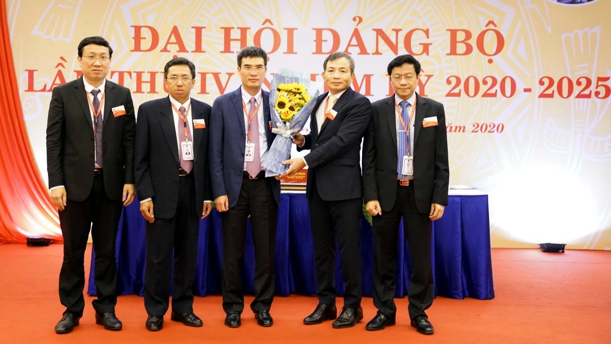 Đảng bộ Cơ quan Điều hành Tổng công ty PV GAS: Hoàn thành xuất sắc nhiệm vụ