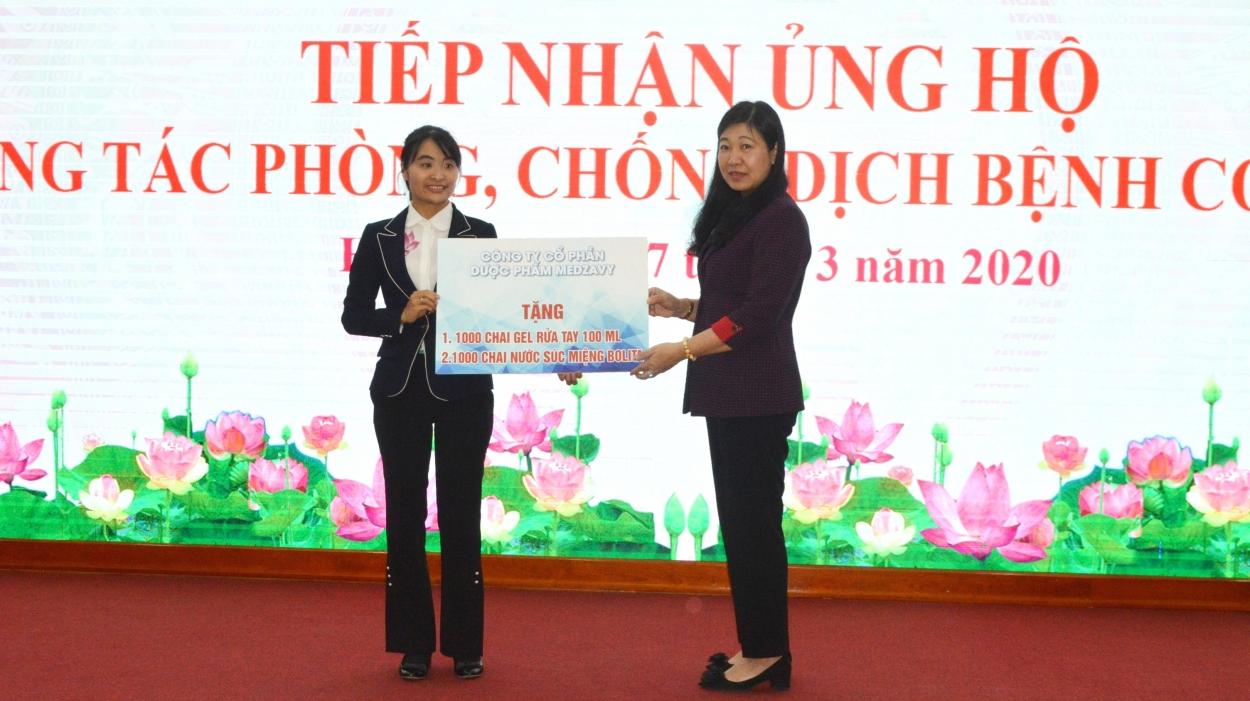 MTTQ Việt Nam TP Hà Nội tiếp nhận ủng hộ công tác phòng, chống dịch Covid-19