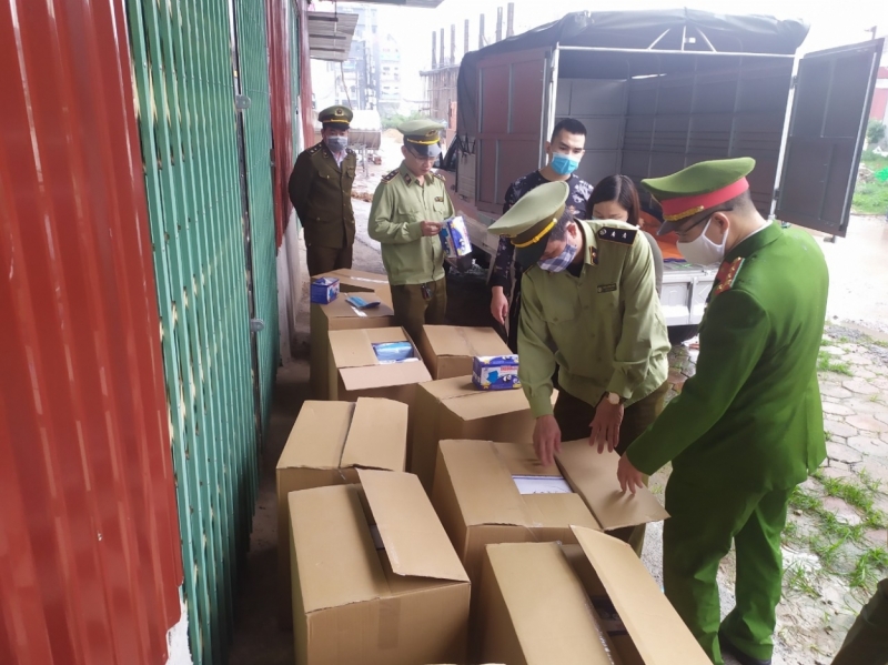 Bắc Giang: Phát hiện số lượng lớn khẩu trang không hóa đơn, chứng từ