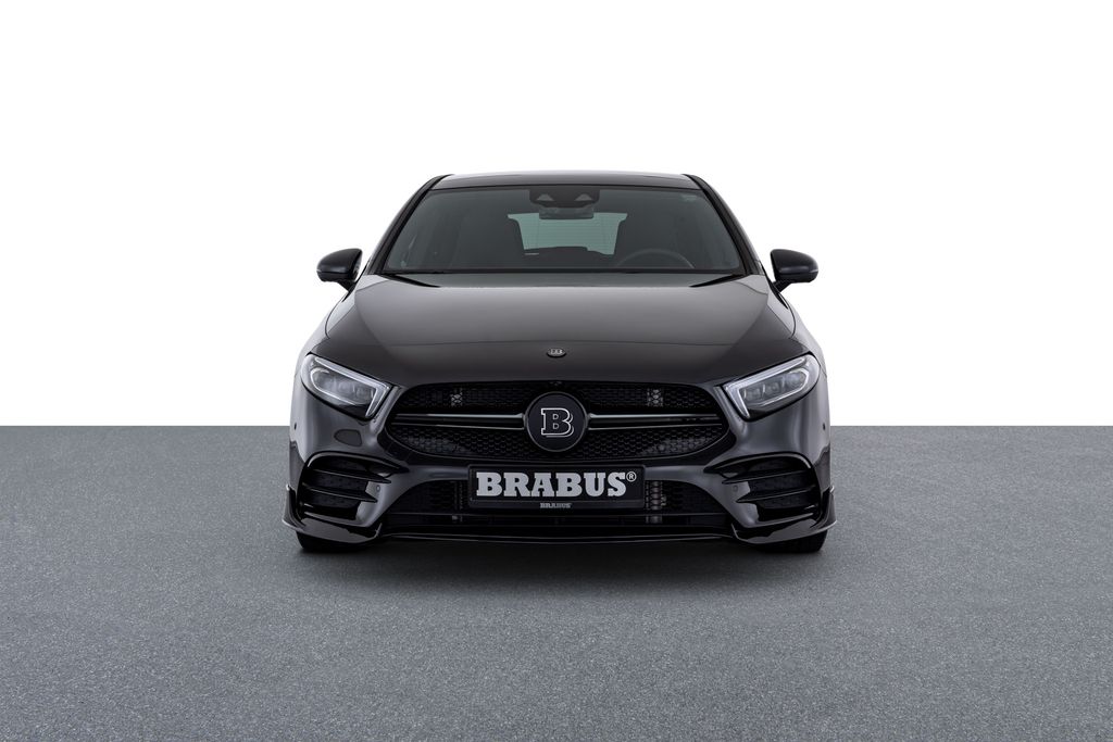 Brabus bất ngờ độ thêm cho chiếc Mercedes A35 từ AMG