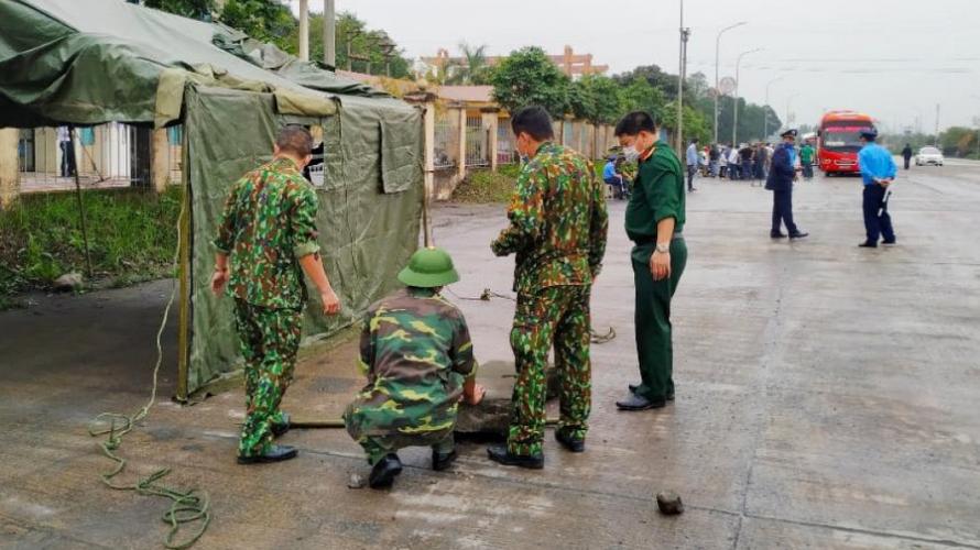 Quảng Ninh: Cách ly toàn bộ xe khách vì du học sinh có biểu hiện sốt