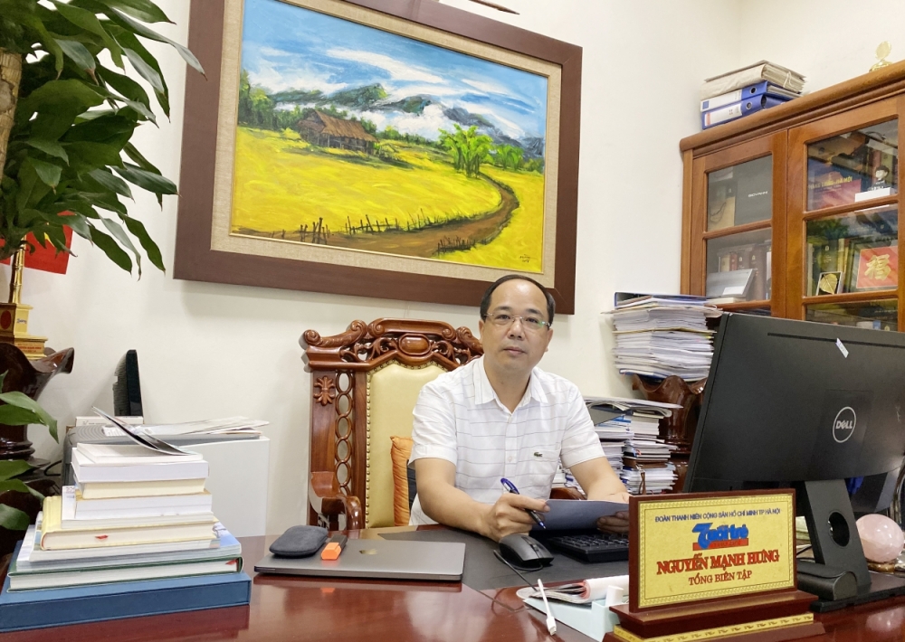 Nhà báo Nguyễn Mạnh Hưng, Bí thư chi bộ, Tổng Biên tập báo Tuổi trẻ Thủ đô