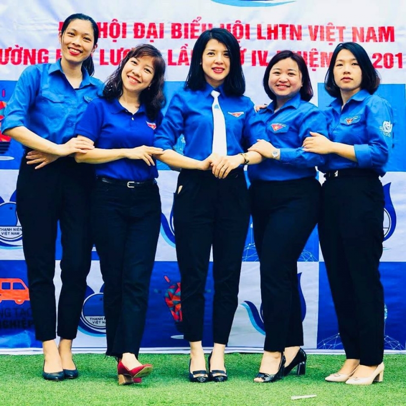 Sắc áo xanh tràn ngập ngày sinh nhật Đoàn