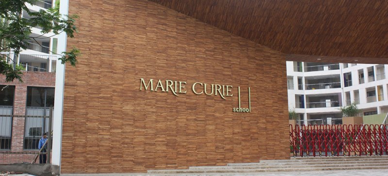 Trường Marie Curie không thu học phí, kêu gọi phụ huynh ủng hộ chống dịch