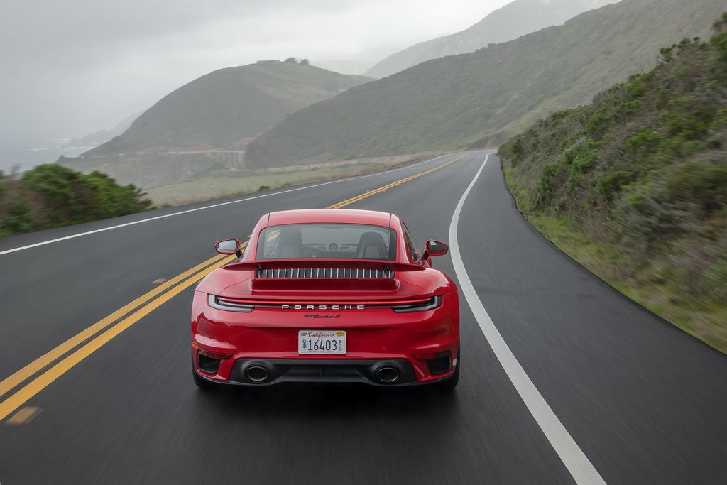 Porsche 911 Turbo S 2021: 650 mã lực, 800 Nm và nhiều điều thú vị