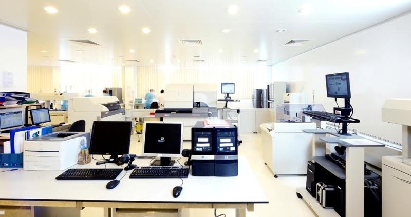 Khoa Xét nghiệm Vinmec Times City đón nhận chứng chỉ ISO 15189: 2012