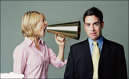 Mệt mỏi vì vợ nói nhiều