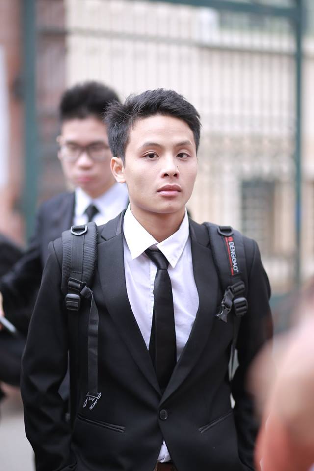 Trần Bảo Long (học sinh lớp 12A trường THPT Tạ Quang Bửu, quận Hai Bà Trưng, Hà Nội): Tìm hiểu kỹ để sáng suốt chọn ra những người đủ đức đủ tài