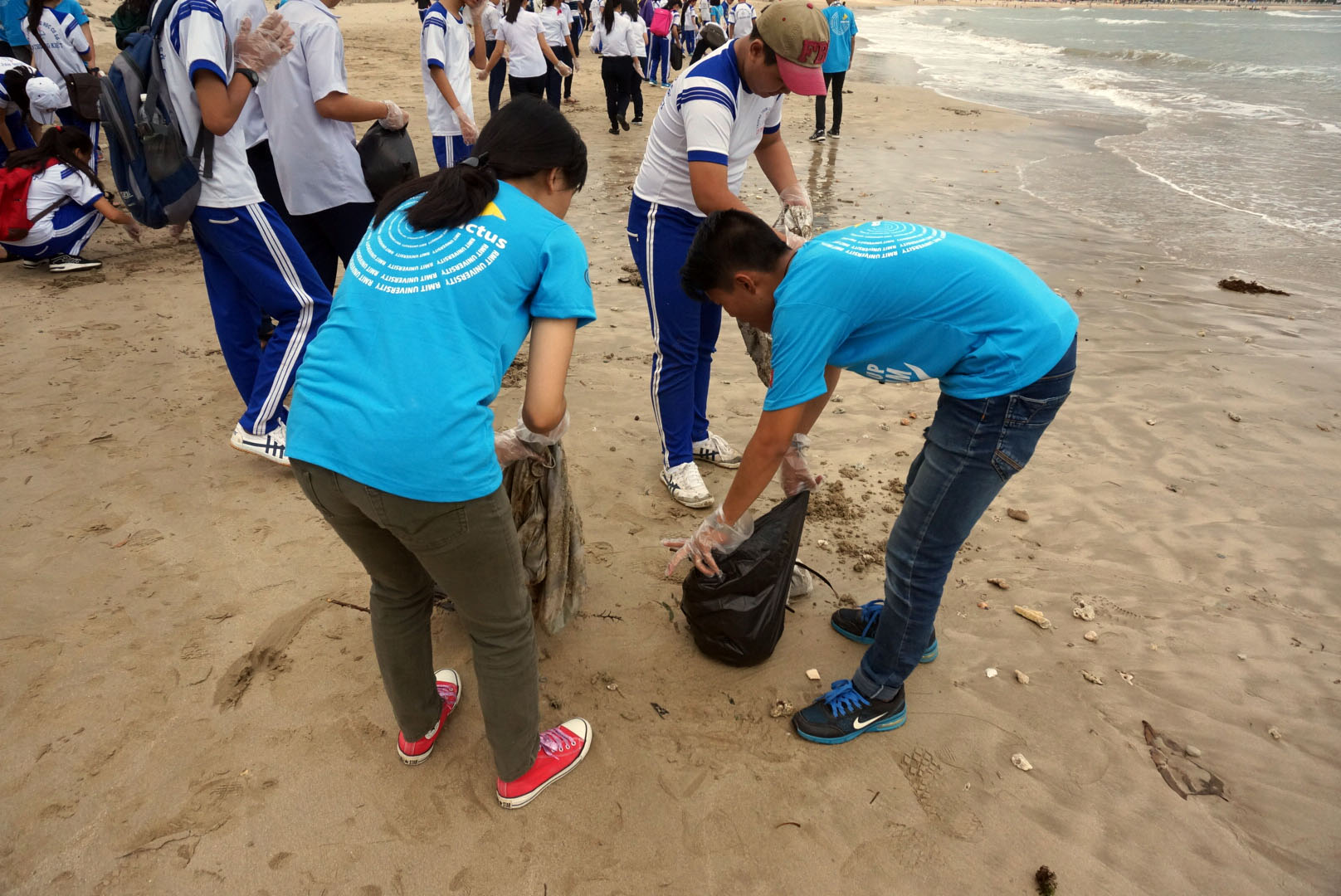 1.400 học sinh tham gia “Ngày hội Clean Up Việt Nam”