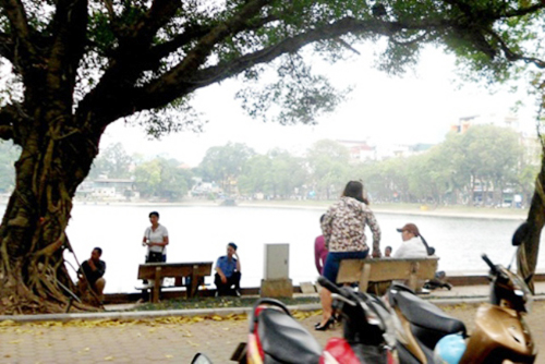 Nhức nhối nạn mại dâm quanh khu vực Hồ Thiền Quang