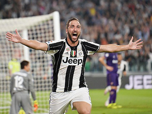Trước vòng 30 Serie A: Ngày về của Higuain
