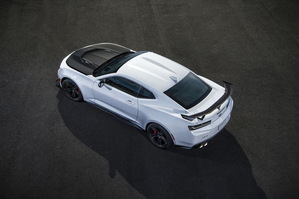Chevrolet Camaro ZL1 1LE 2018 đầu tiên sẽ 