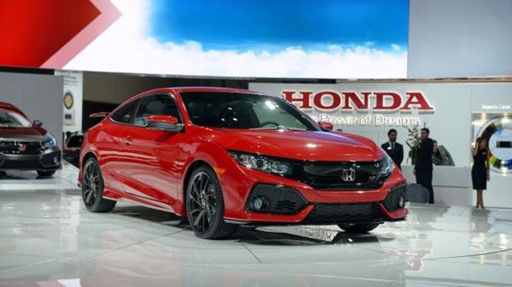 Công bố chi tiết thông tin về Honda Civic Si sedan và coupe 2018