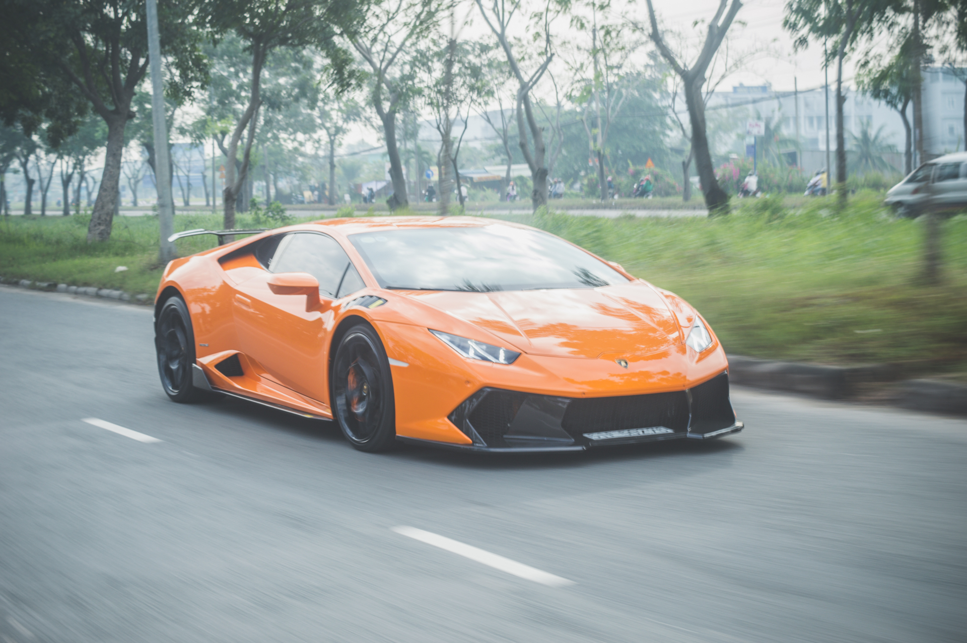 Lamborghini Huracan Novara độc nhất Việt Nam về Long An