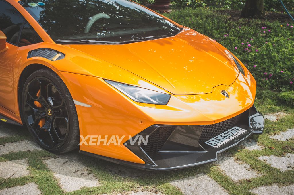Lamborghini Huracan Novara độc nhất Việt Nam về Long An 