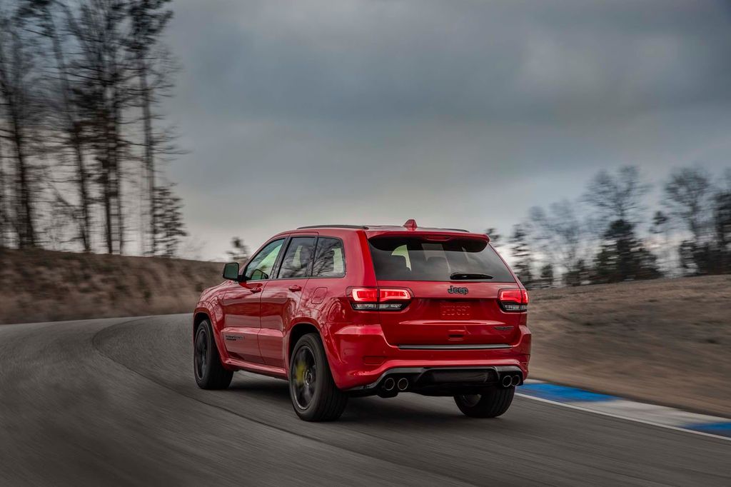 Jeep Grand Cherokee Trackhawk mạnh 707 mã lực, dẫn động 4 bánh