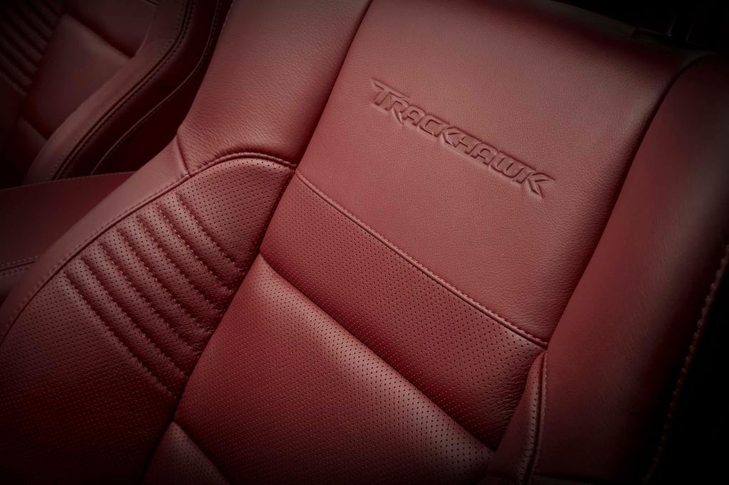 Jeep Grand Cherokee Trackhawk mạnh 707 mã lực, dẫn động 4 bánh