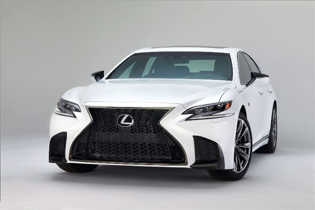 Chi tiết Lexus LS 500 F Sport vừa ra mắt tại Triển lãm ô tô Quốc tế New York