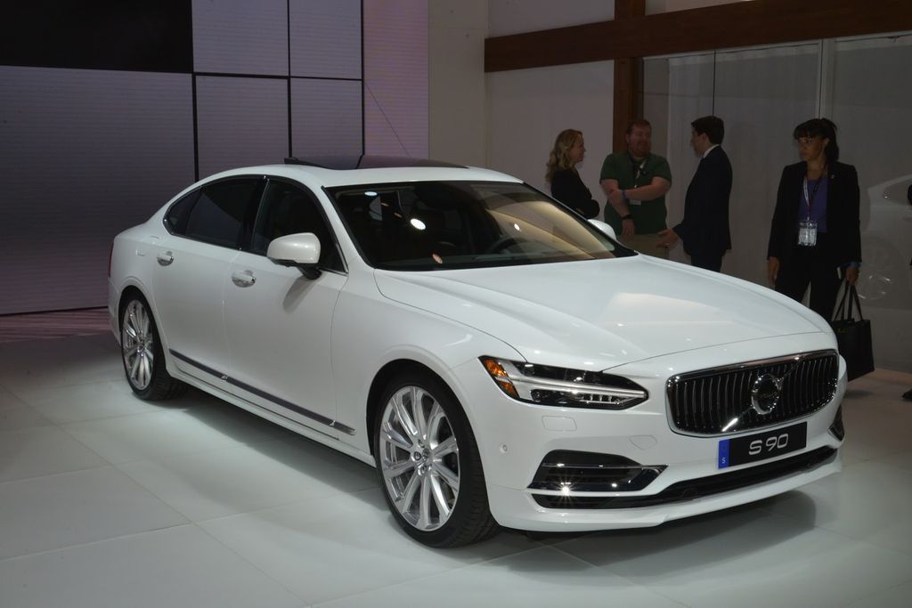 Volvo S90 2018 - chiếc sedan hàng đầu chính thức ra mắt thị trường Mỹ