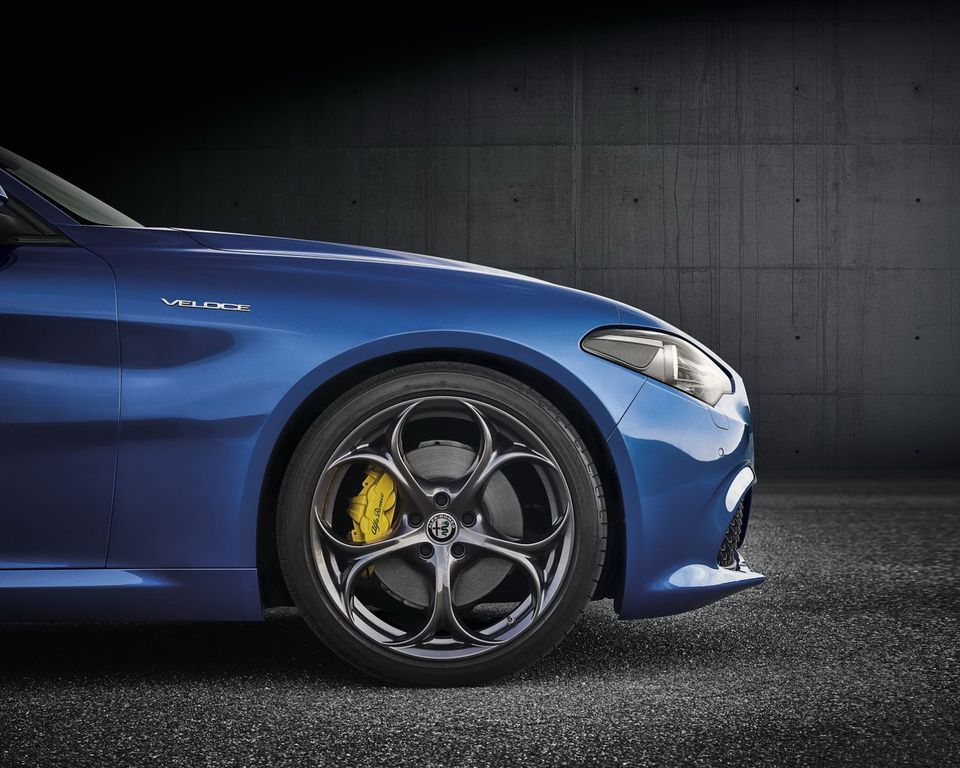 Alfa Romeo Giulia Veloce mới có giá khởi điểm chỉ từ 1,07 tỷ VNĐ tại Anh