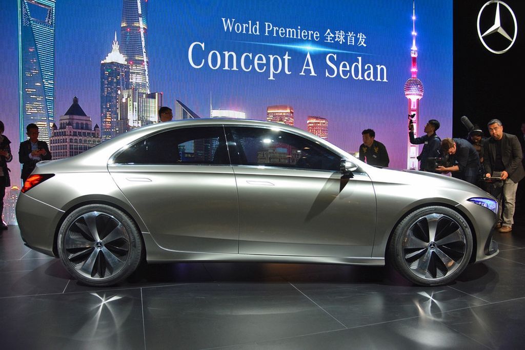 Concept A Sedan - hình mẫu sedan nhỏ gọn tương lai của Mercedes-Benz