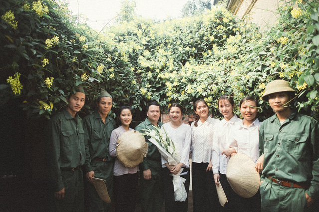 Trọn bộ ảnh cưới tái hiện lại các đám cưới Việt Nam 100 năm qua gây sốt cộng đồng mạng