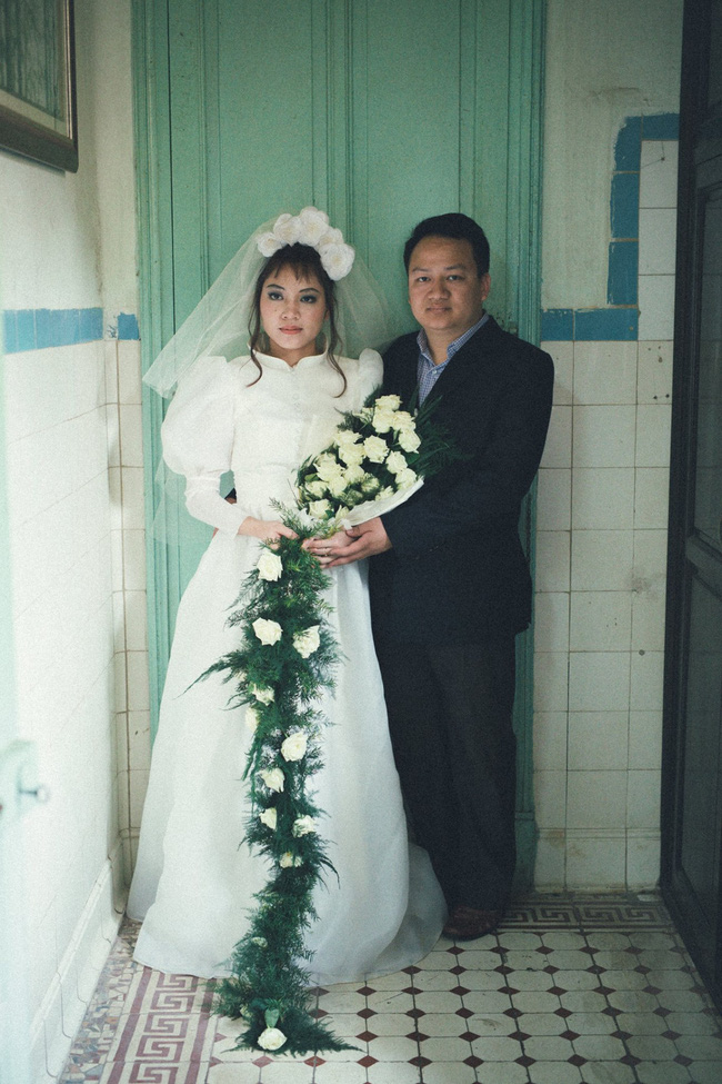 Trọn bộ ảnh cưới tái hiện lại các đám cưới Việt Nam 100 năm qua gây sốt cộng đồng mạng