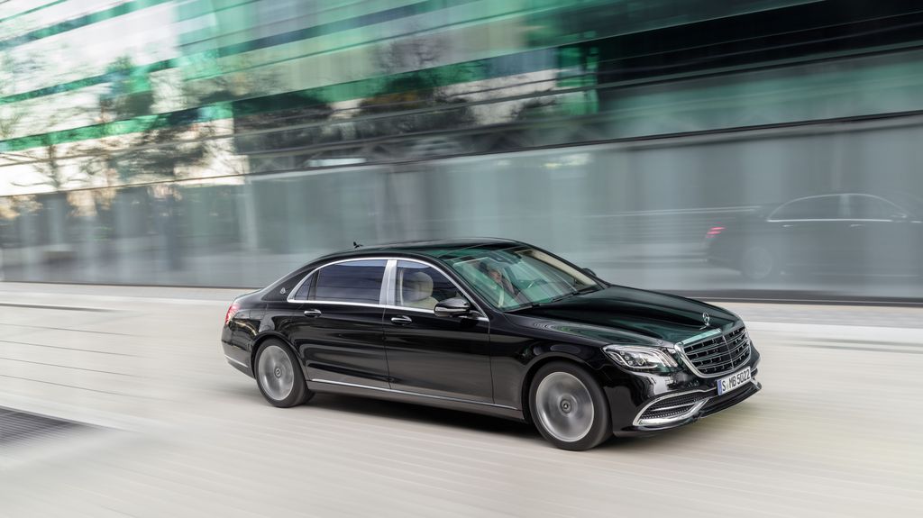 Chi tiết xe siêu sang Mercedes-Maybach S560 2018 vừa ra mắt