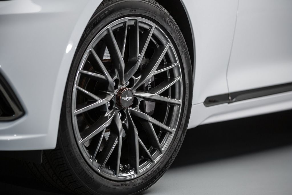 Genesis G80 Sport 2018 có giá từ 1,25 tỷ VNĐ tại thị trường Mỹ