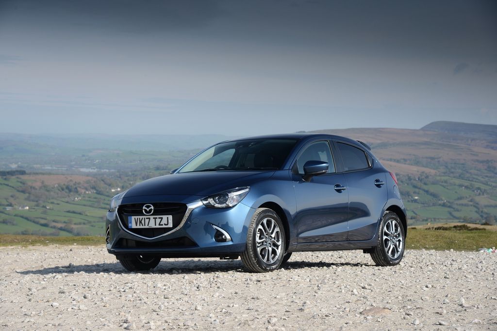 Phiên bản cập nhật mới nhất của Mazda2 có giá chỉ từ 370 triệu VNĐ tại Anh