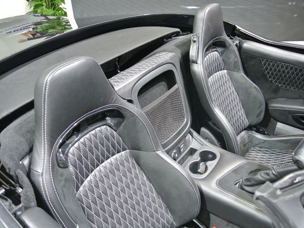 Siêu xe VLF F1 V10 Roadster ra mắt thị trường Trung Quốc