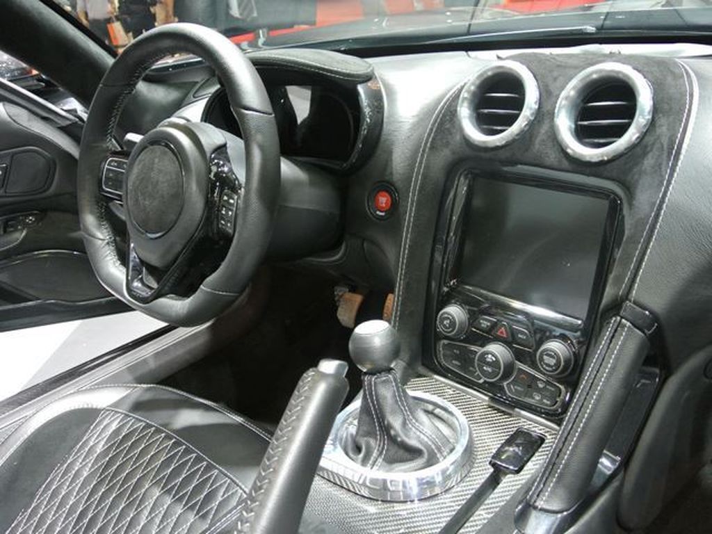 Siêu xe VLF F1 V10 Roadster ra mắt thị trường Trung Quốc