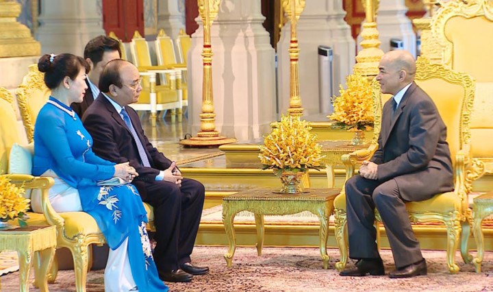 Thủ tướng Nguyễn Xuân Phúc kết thúc chuyến thăm chính thức Campuchia