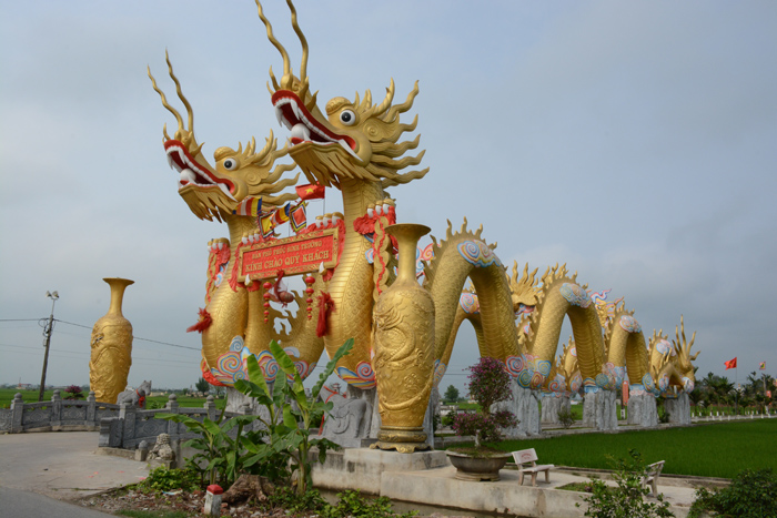 Điện thờ tư nhân trái phép ở Thái Bình: Trùng tên nhiều lãnh đạo trên bia công đức
