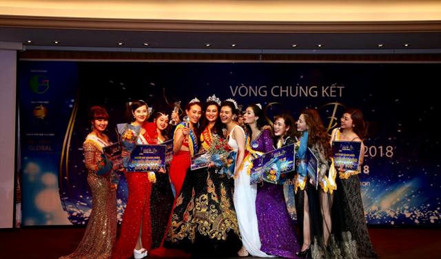 Trần Huyền Nhung đăng quang Nữ hoàng Sắc đẹp Doanh nhân 2018