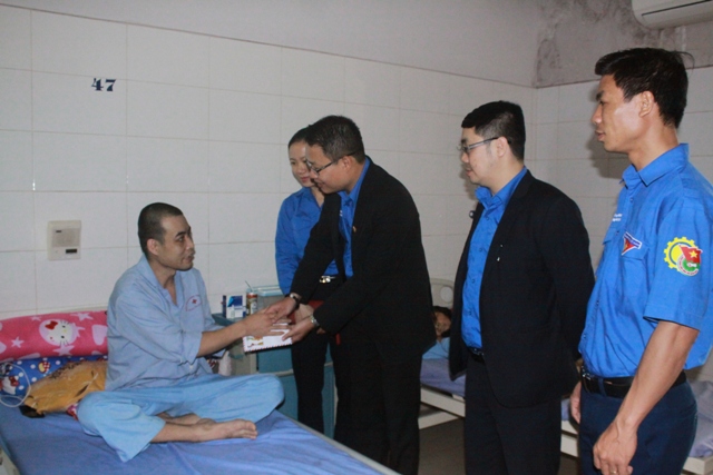 Thanh niên TKV phát động thi đua năm 2018