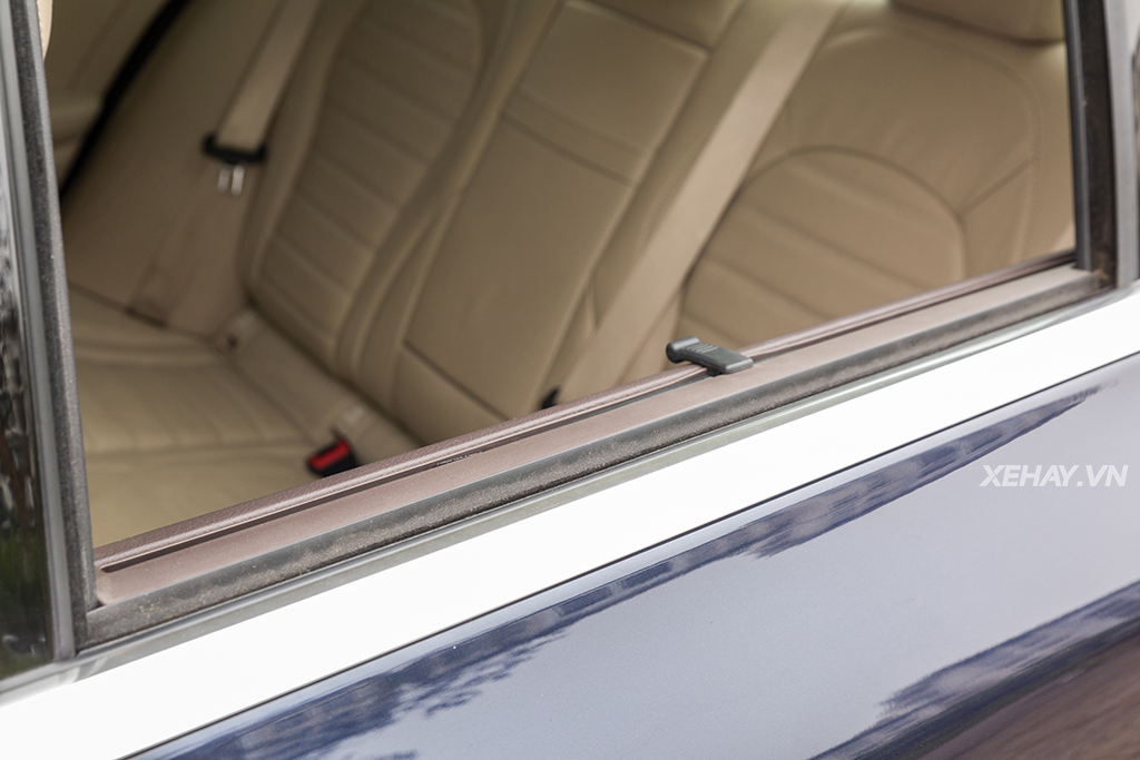 [ĐÁNH GIÁ XE] Audi A4 đối đầu Mercedes-Benz C250 Exclusive - Phần 2: Nội thất