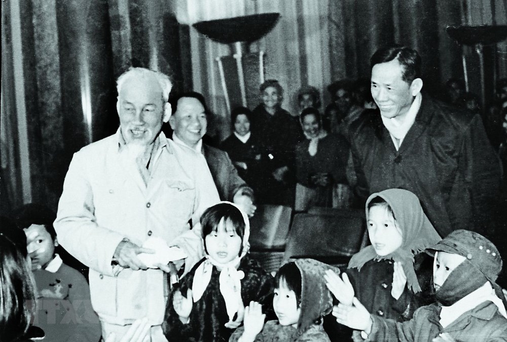 Kỷ niệm 111 năm Ngày sinh cố Tổng Bí thư Lê Duẩn (7/4/1907-7/4/2018): Lê Duẩn và bài học từ Geneva