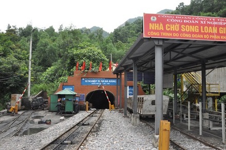 Quảng Ninh: Than, đá rơi khiến một công nhân ngành than tử nạn