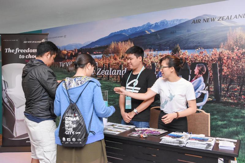 Phụ huynh và học sinh hào hứng với Triển lãm Giáo dục New Zealand 2018