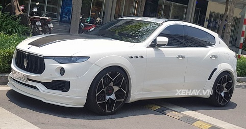 TP.HCM: Bắt gặp Maserati Levante độ bodykit Novitec tại khu đô thị Sala