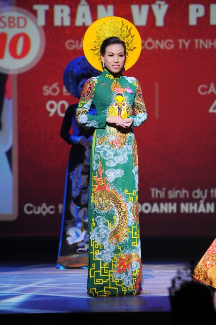 Trần Vỹ Phương Uyên đăng quang Hoa hậu Hữu Nghị Châu Á