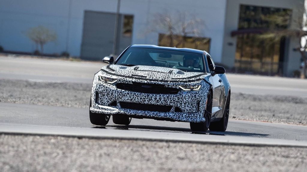 [VIDEO] Tận mắt chiêm ngưỡng Chevrolet Camaro SS 2019 ngoài đời thực
