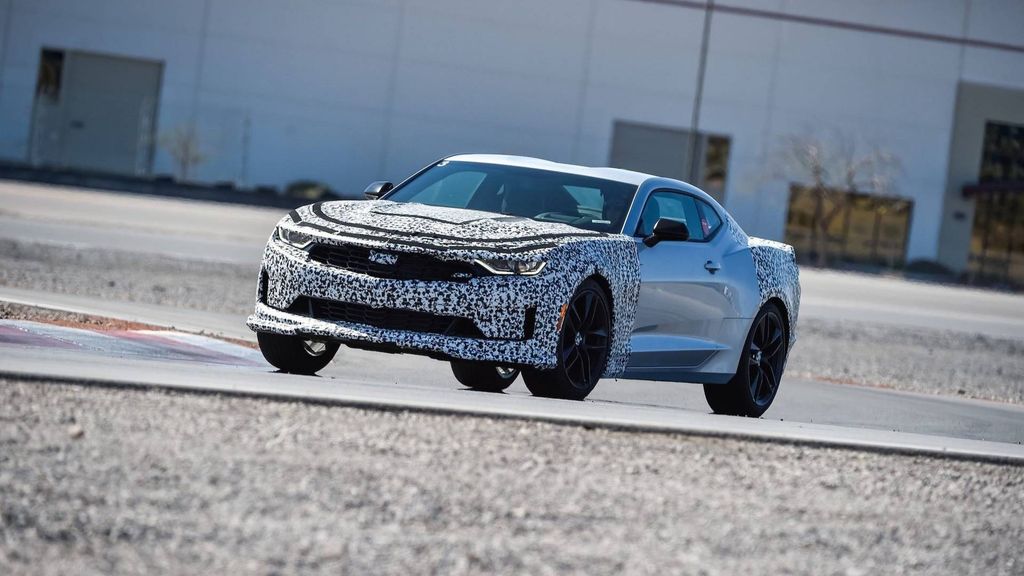 [VIDEO] Tận mắt chiêm ngưỡng Chevrolet Camaro SS 2019 ngoài đời thực