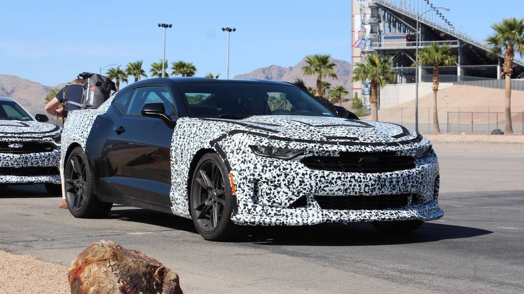 [VIDEO] Tận mắt chiêm ngưỡng Chevrolet Camaro SS 2019 ngoài đời thực