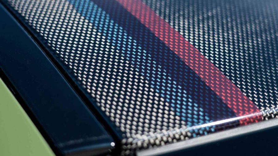 BMW M3 lạ lẫm với áo choàng Urban Green từ BMW Individual