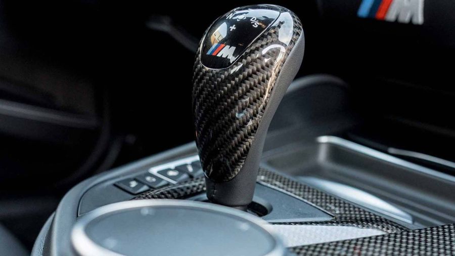 BMW M3 lạ lẫm với áo choàng Urban Green từ BMW Individual